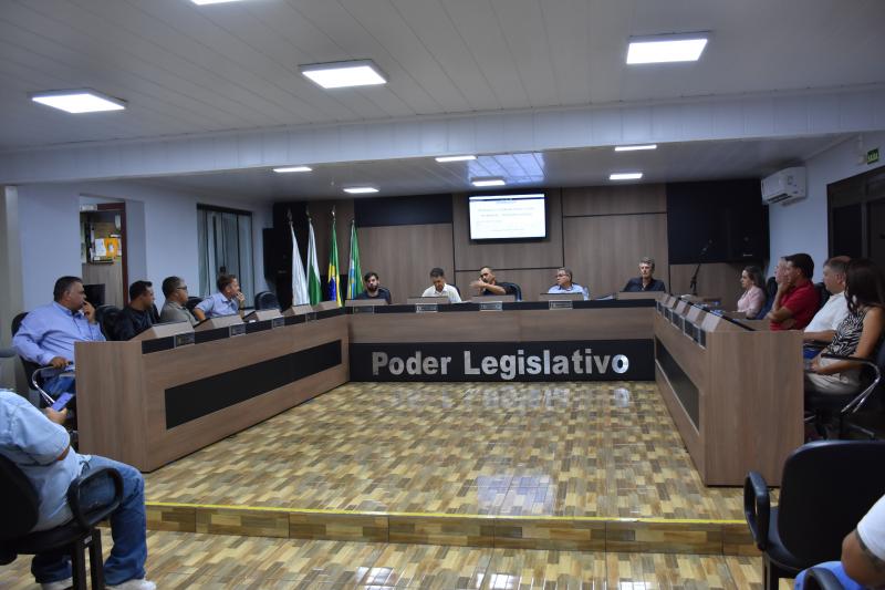 Vereadores aprovam em primeira discussão projeto que destinará recursos ao programa Dinheiro na Comunidade